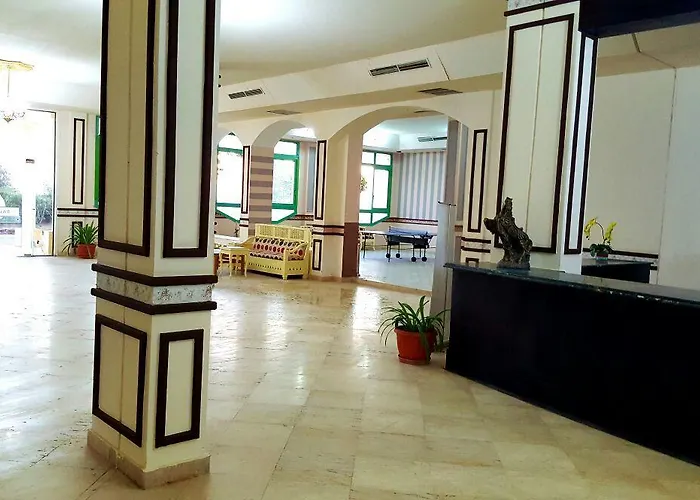 Otel Moses Bay 5*